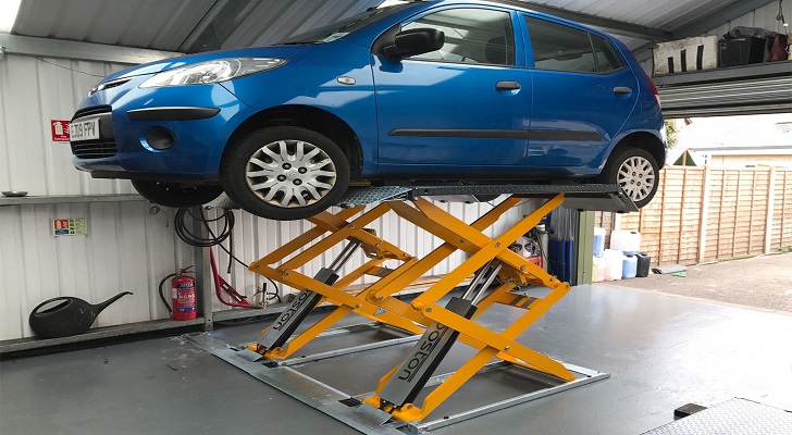 Mobile scissor lifts: a practical solution for car repairs